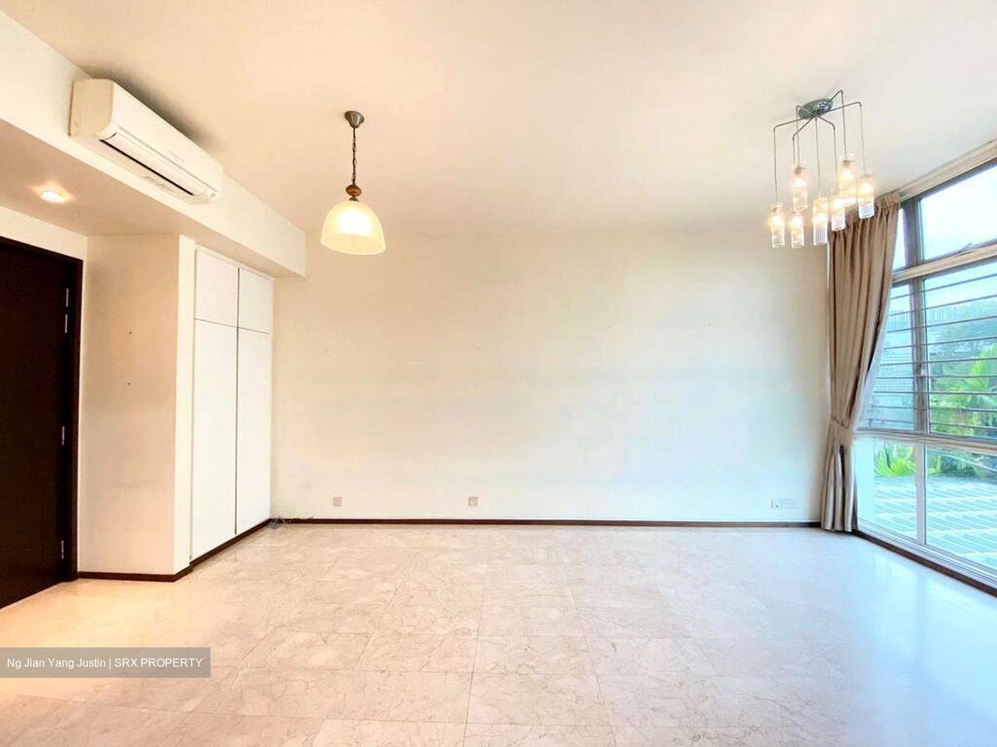 Country Park Condominium (D16), Condominium #585581231